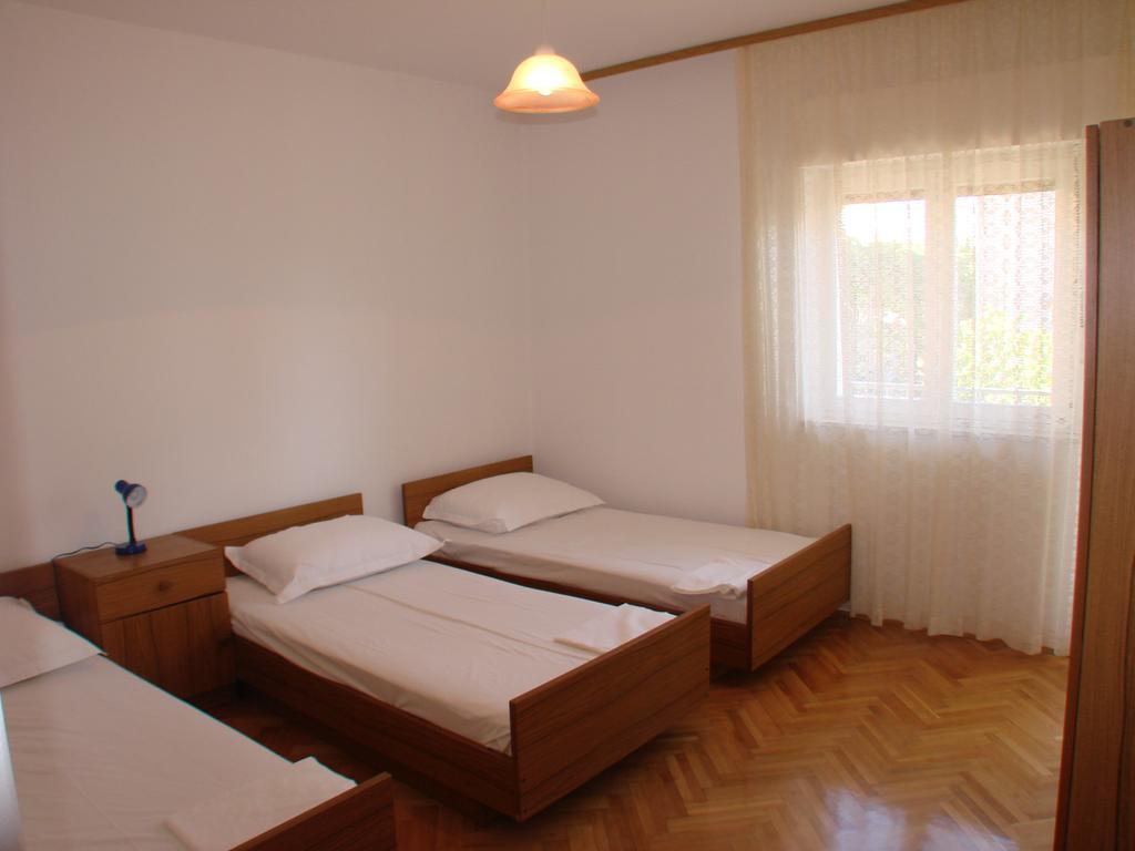 Apartment Matija 트로기르 객실 사진